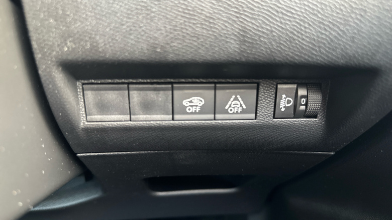 Peugeot 2008 1.2 PureTech Active Premium 5dr Petrol Estate